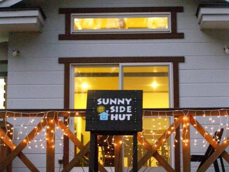 Sunny Side Hut Panzió Hakuba Kültér fotó